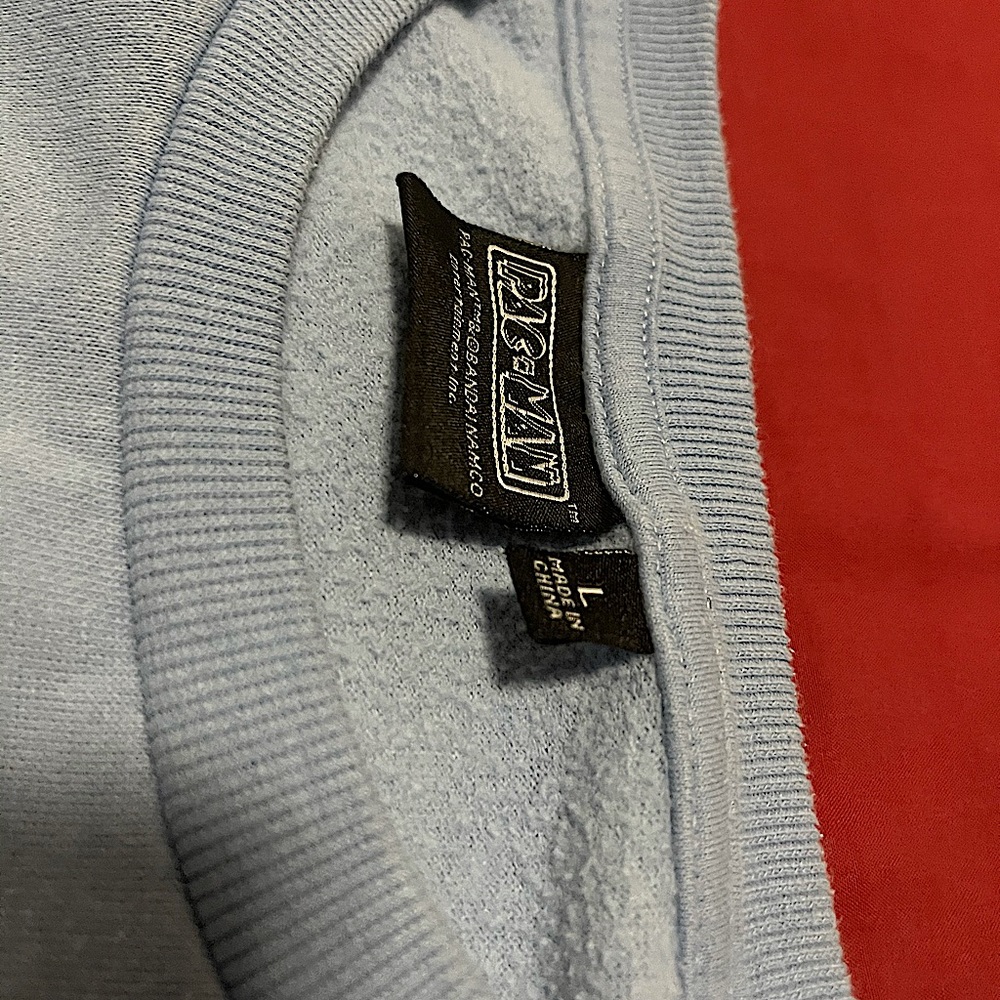 Authentic Pac-Man Sweater Large - Picture 3 of 3